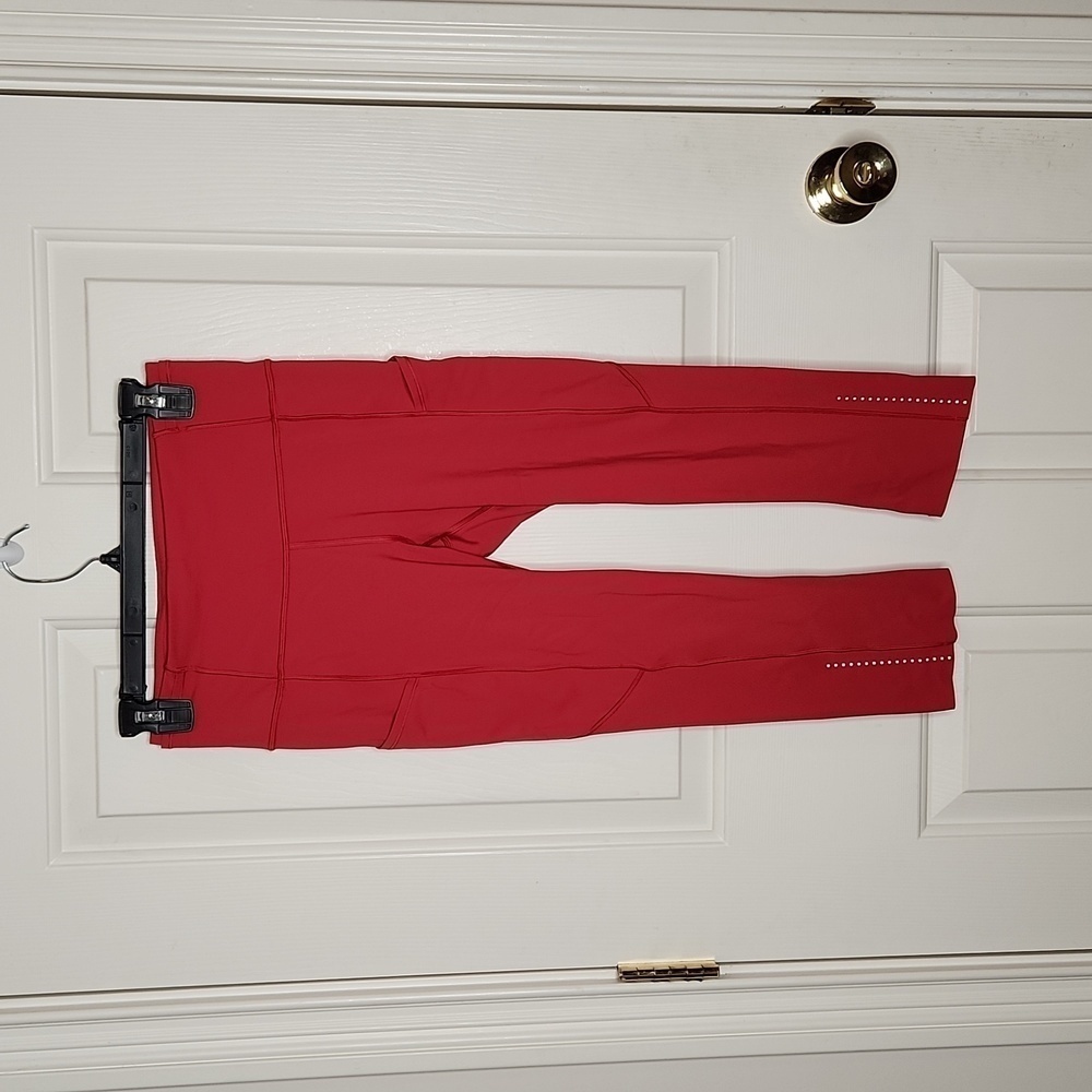 Lululemon Fast & Free Crop II *Nulux 19 Inch Persian Red Size 6